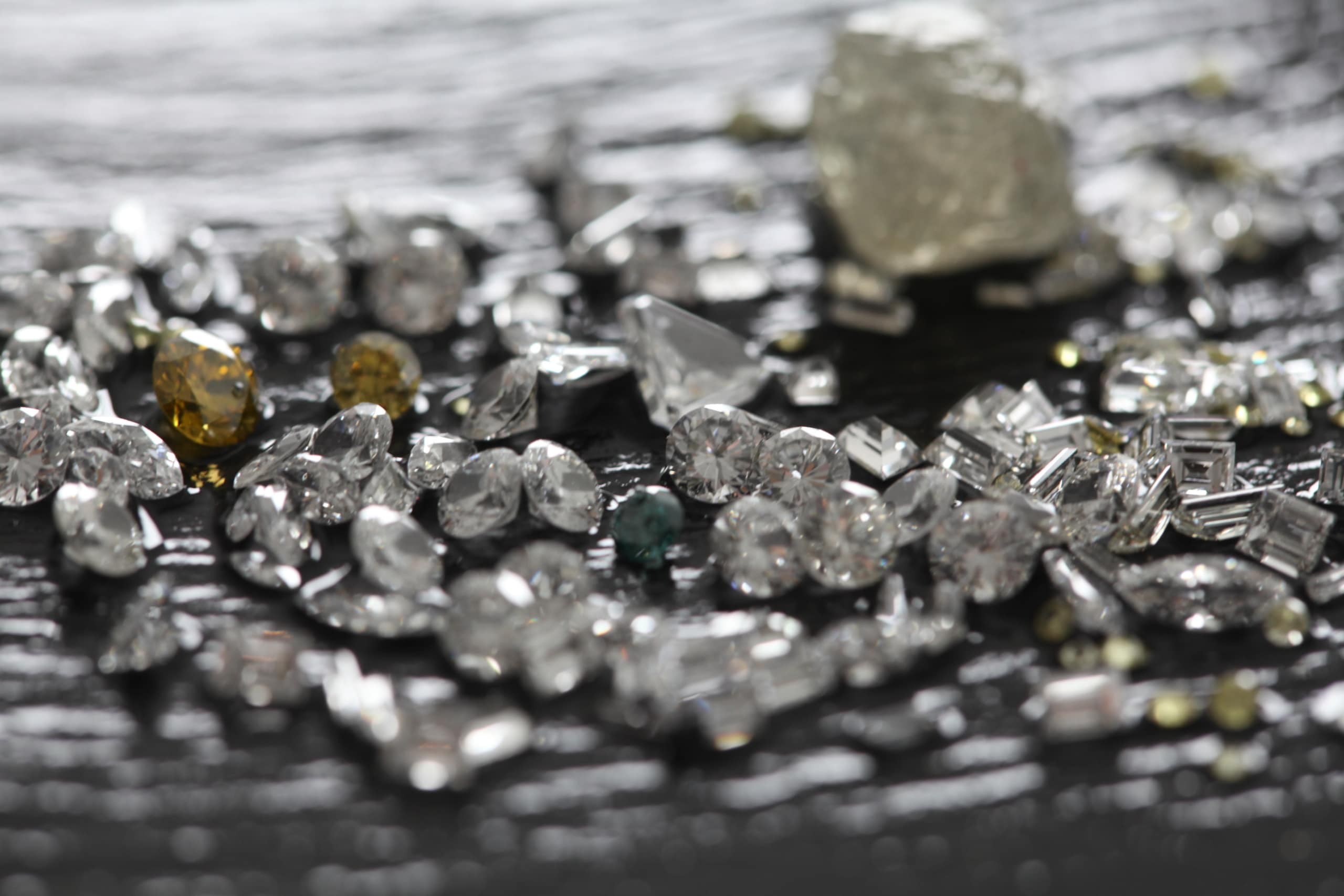 Diamanten sind eine der schönsten Gaben der Natur und eine wertvolle Kapitalanlage